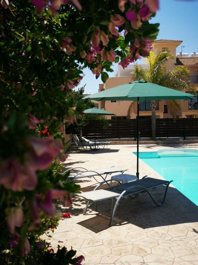 Artemis Executive Suite Larnaca Exterior foto